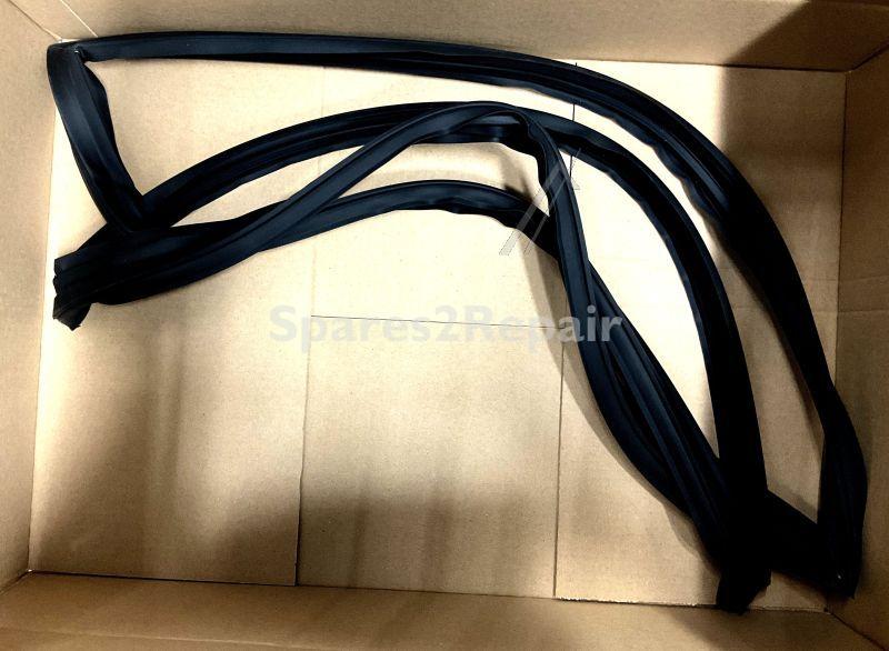 Refrigerator Door Seal - 4055738969 Gasket White 790x595 [Electrolux Aeg]