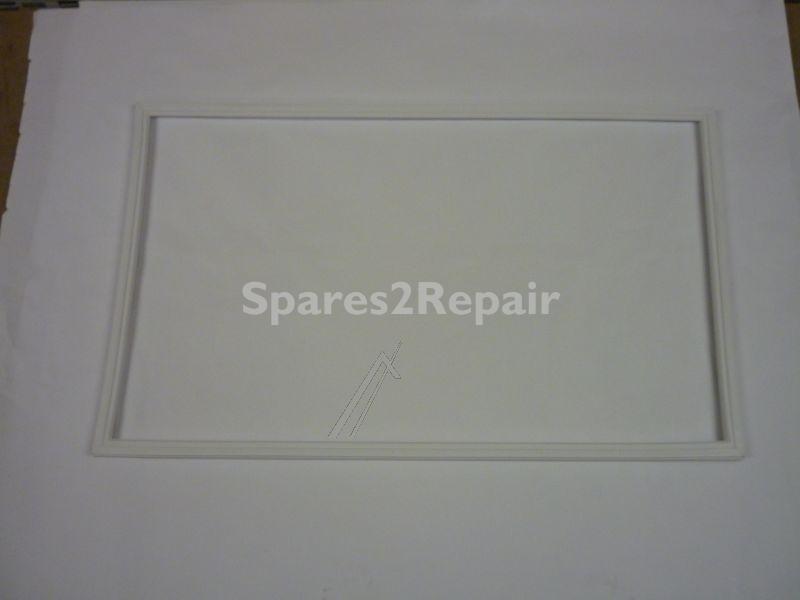 Refrigerator Door Seal - C00338273 481246688697 Magnetic Seal Cooling [Whirlpool Indesit]