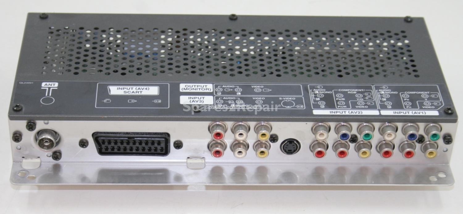 Hitachi 42PD5200E - Main AV
