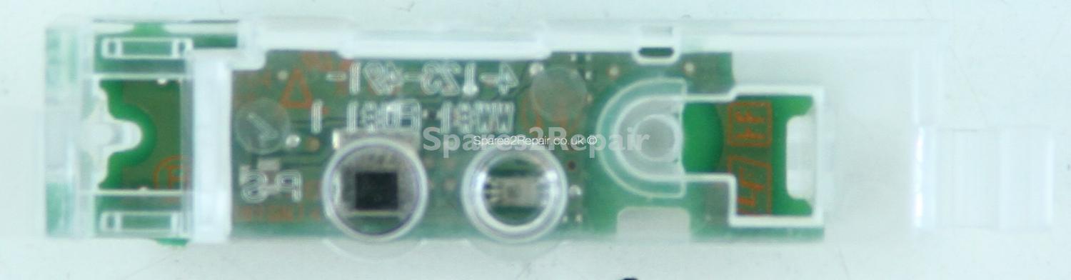 Sony KDL-32W5500 - IR - 1-879-119-11 - A-1704-202-A